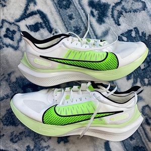 Nike Zoom Gravity Running shoes